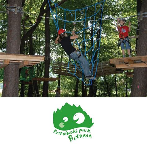 Prikaz različnih elementov pustolovskega parka