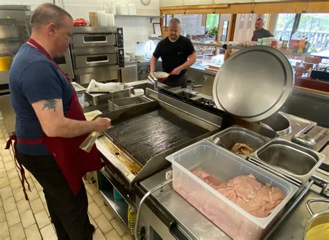 Slovenska kuhinja v restavraciji v Ljubljani