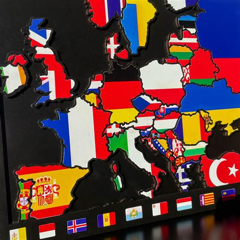 Mapa Evrope s poudarjenimi telefonskimi klicnimi kodami