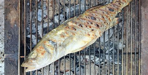 Sveže morske dobrote na žaru