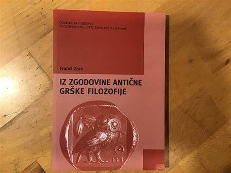 Ilustracija antične grške knjižnice ali zvitkov