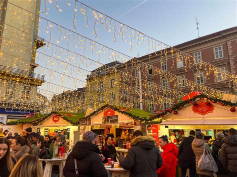 Okrasitev Zagreba med adventom
