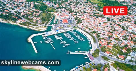 Kamera v živo Novi Vinodolski - Luka in plaža