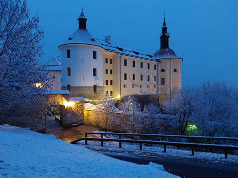 Loški grad s pogledom na Škofjo Loko