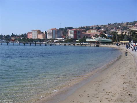 Pogled na Portorož s plaže