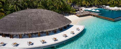 Pogled na otok Huvafen Fushi z zraka