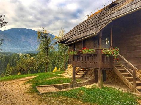 Zgodovina Koroškega pokrajinskega muzeja enota Ravne