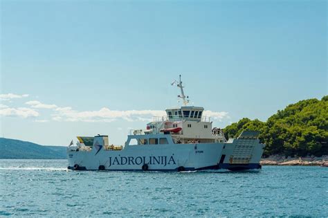 Trajekt na morju med Italijo in Sicilijo