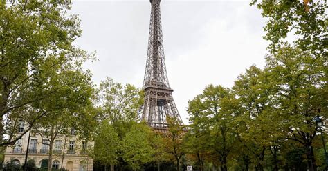 Cerkev Saint-Étienne-du-Mont s pogledom na Pariz