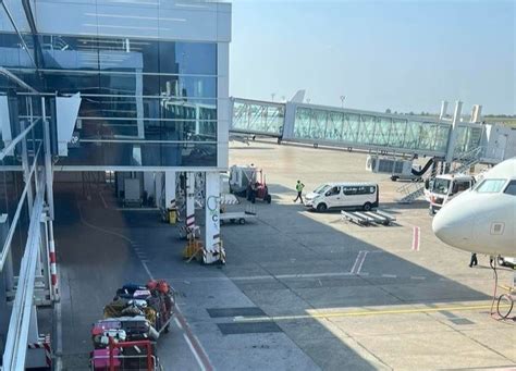 Fotografija letališča Barra na Škotskem s plažo