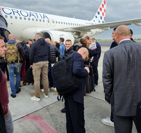 Pogled s terase VIP salona na letalo