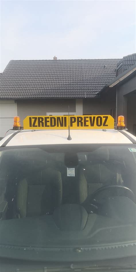 označitev vozila za prevoz otrok