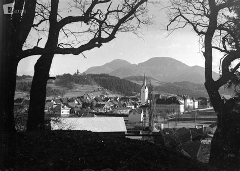 Panorama Gradca s Schlossbergom