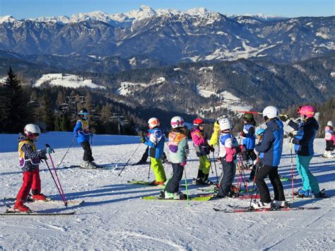 Panorama smučišča Hochpustertal s širokimi progami