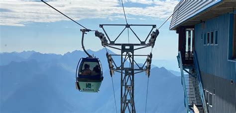 Fotografija nove krožne kabinske žičnice na Voglu