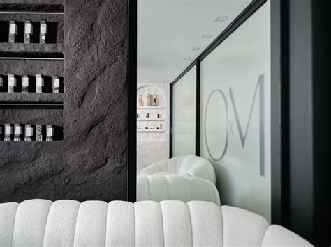 Notranjost elegantnega lepotnega salona