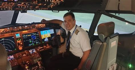 Pilot v pilotski kabini