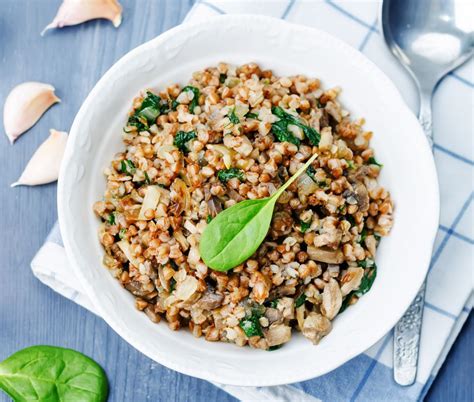 Pripravljena jed s sulcem, njoki in ajdovo kašo