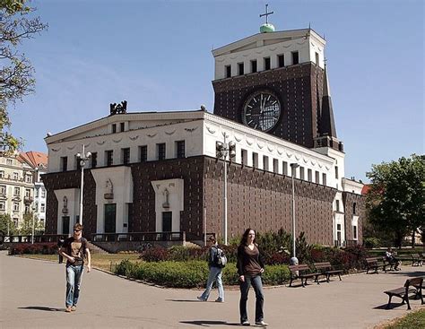 Cerkev Presvetega Srca Jezusovega, Praga