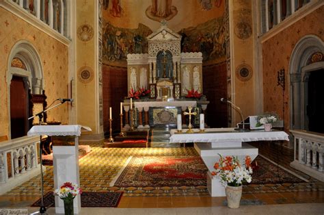 Notranjost Cerkve Presvetega Srca Jezusovega