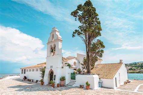 Samostan Vlacherna in otoček Pontikonisi