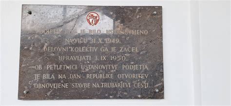 Spominska plošča v Parizu