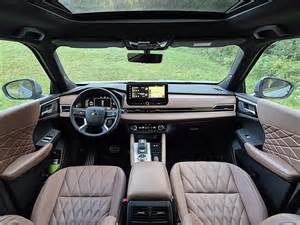 Pogled na letališko ploščo z letali