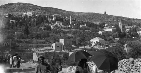 fotografija britanskih vojakov v Jeruzalemu leta 1947