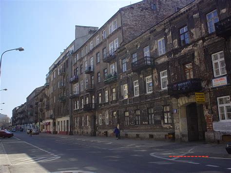 Praga - ulica s starimi zgradbami