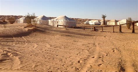 Puščavski safari s kamelami