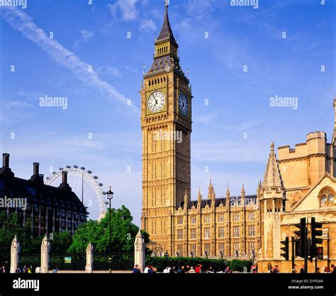 Big Ben in Houses of Parliament