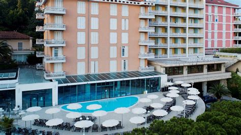 Panorama Portoroža s pogledom na hotel Lifeclass Riviera