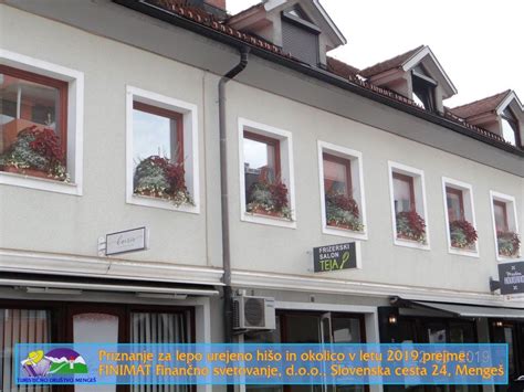 Fotografija poslovne stavbe Turističnega društva Nova Gorica na Delpinovi ulici