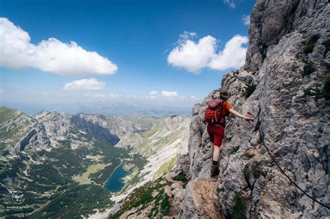 Vrh Bobotov Kuk v sončnem dnevu