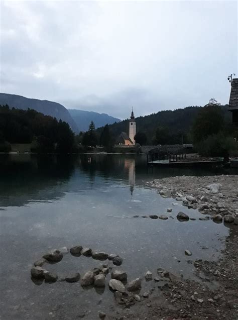 Turistični informacijski center Ribčev Laz ob jezeru