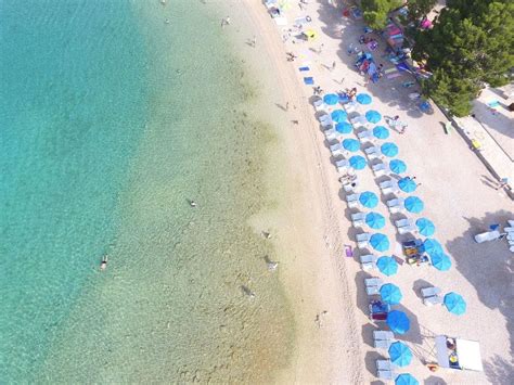 Pogled na plažo v Biogradu na Moru