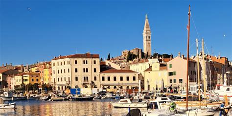 Panorama Rovinja s cerkvijo sv. Evfemije