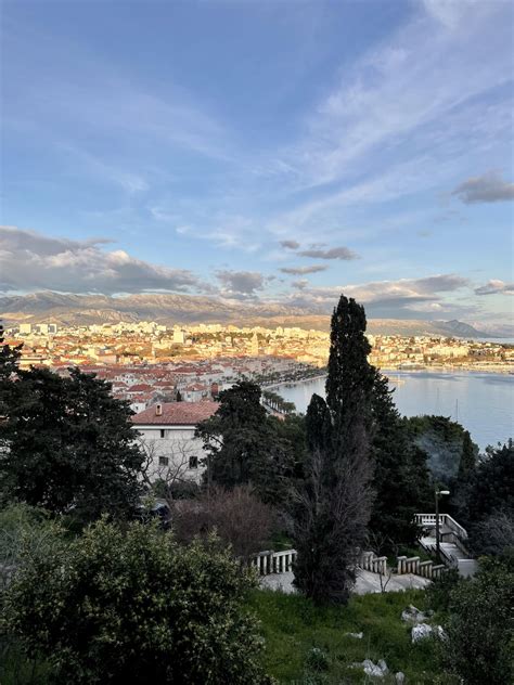 Pogled na Dioklecijanovo palačo v Splitu