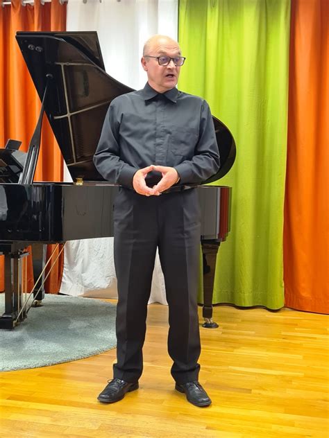 Primerjava ženskih spodnjic skozi različna obdobja