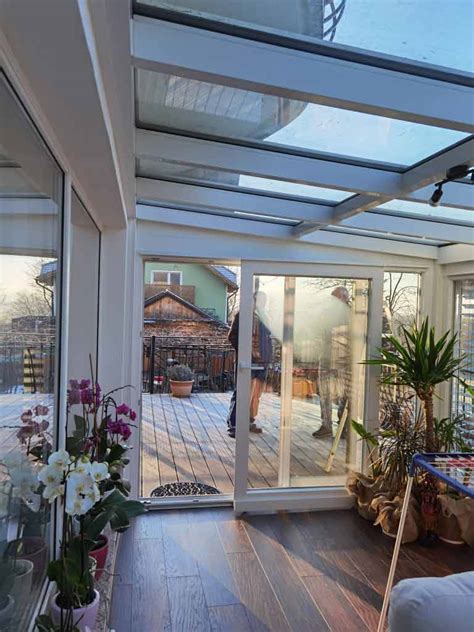 Notranjost izoliranega zimskega čevlja