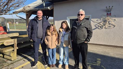 Majhna, slikovita vas Fornalutx z ozkimi ulicami in kamnitimi hišami