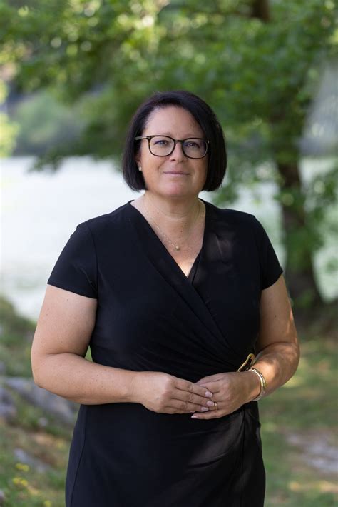 Dubravka Kalin ob reki Savi