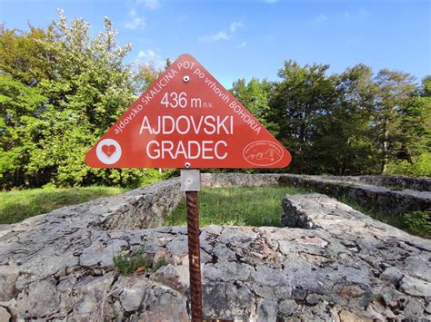 Arheološko najdišče Ajdovski gradec