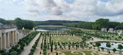 Mogulski vrtovi in arhitektura