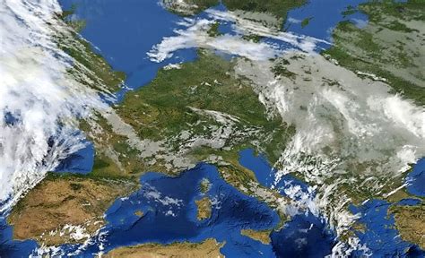 Satelitski posnetek polotoka Halkidiki