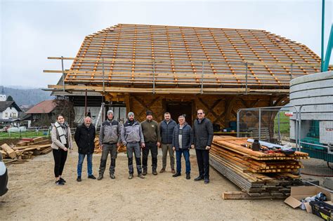 Notranjost prenovljenega kamnitega skednja