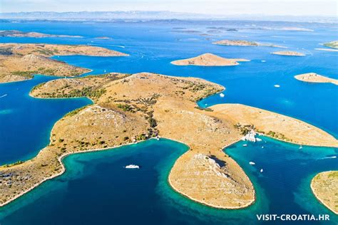 Pogled na Kornatski arhipelag s ptičje perspektive