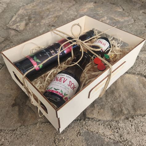 Prikaz domačih kulinaričnih izdelkov iz govedoreje