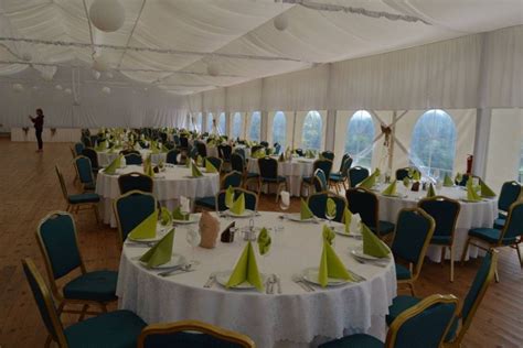 Diagram z osnovnimi informacijami o Gostilni Pri Japu (lokacija, tip kuhinje, kapacitete)