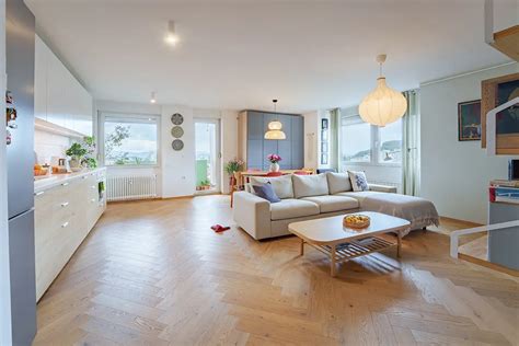 Svetel in prostoren večnamenski prostor za dogodke